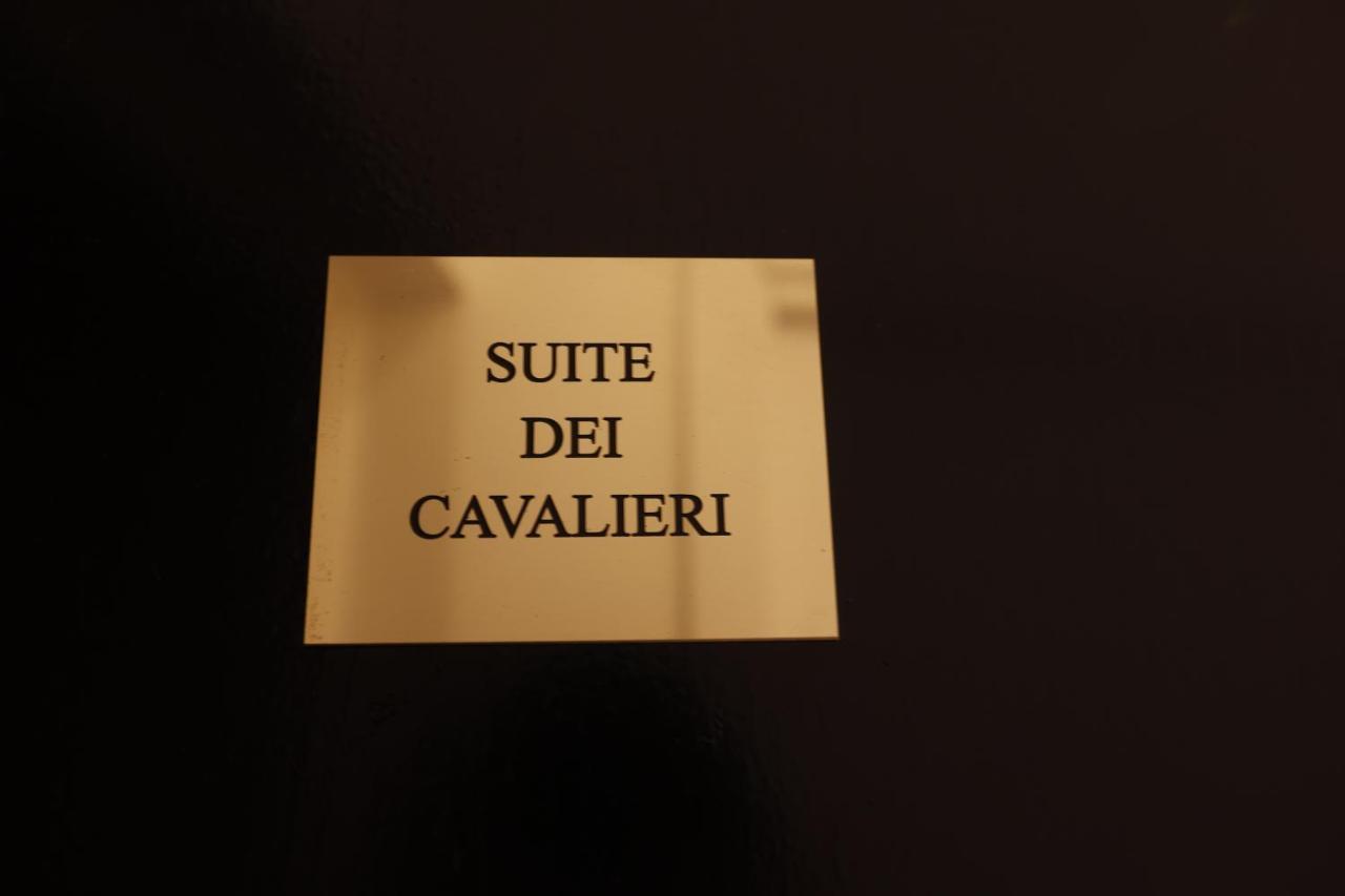 Suite Dei Cavalieri Rome Bagian luar foto